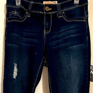 YMI Jeans(WannaBettaButt)Size 7;frayed hem; Distressed on each leg. SO CUTE!